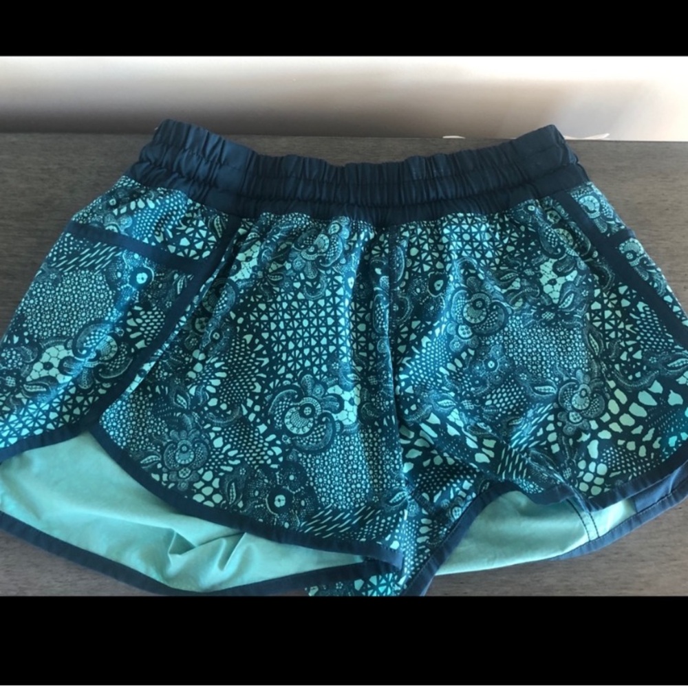 Lululemon tracker shorts 4” inseam